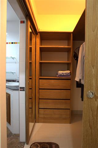 Walk in wardrobe